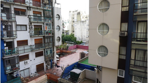A Una Cuadra De Plaza Libertad Muy Buen Departamento Con Coc
