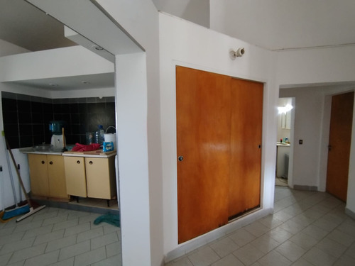 V294 - Villa Del Lago, Un Chalet Único Con La Mejor Ubicación Y Amplísimo Lote.