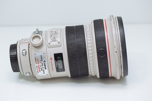 Imagem 2 de 10 de Lente Canon 200 F2 L Is