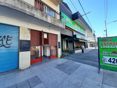 Imagen 4 de 4 de Excelente Local Comercial 27 M2 - San Martín Centro - Opción Alquiler - U$d 35.000