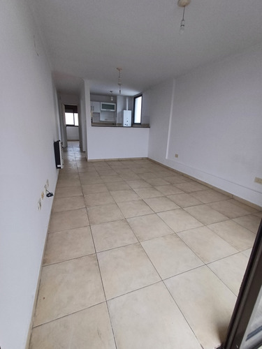 Alquiler Departamento 1 Dormitorio Balcón Frente Expensas Bajas Barrio General Paz