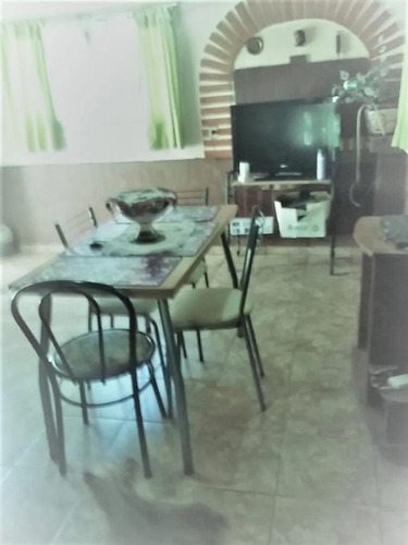 Casa En Venta - 2 Dormitorios 2 Baños - 950mts2 - Barrio Chapadmalal