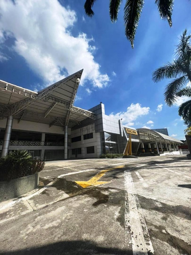 Centro Comercial En Venta - Urb. Carretera Panamericana Km 1