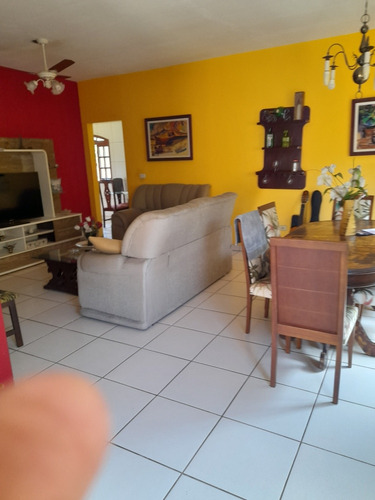 Casa Ampla Costa Verde. Com 220mts2, 3qtos,