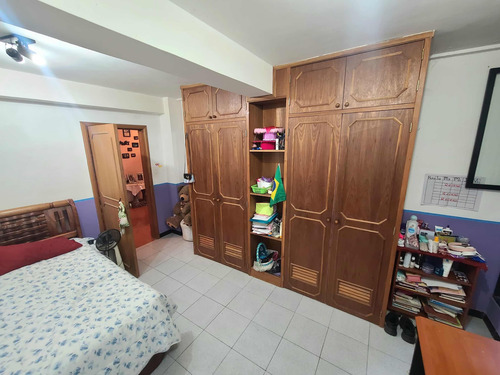 Venta Casa En La Prestigiosa Urb. Los Picachos Los Teques