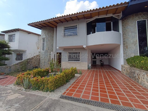 Casa En Venta Tipo Townhouse En La Morita Maracay Elegante 24-22873 Holder 