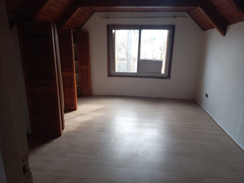 Casa En Arriendo De 4 Dorm. En Curicó