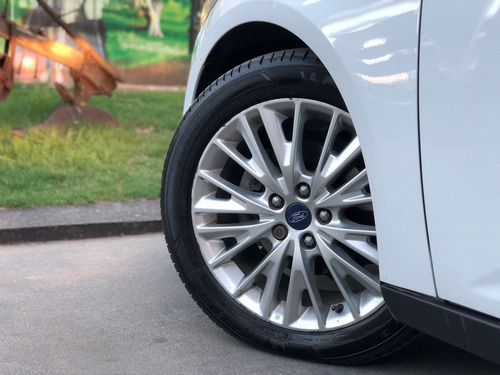 Imagen 20 de 25 de Ford Focus 2016 Se Plus Manual 2.0