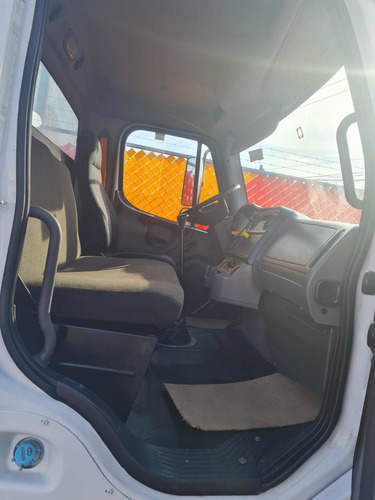Imagen 5 de 7 de Freightliner M2