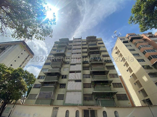 Apartamento En Alquiler Montalban Ii 24-22555