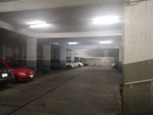 Imagen 4 de 8 de Venta Cochera En Avellaneda Centro