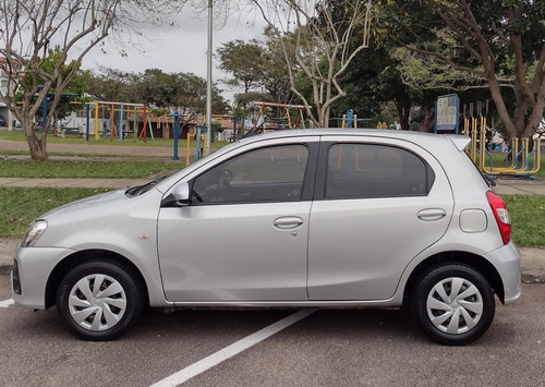 Imagem 8 de 10 de Etios 1.5xs Flex Aut - 2018