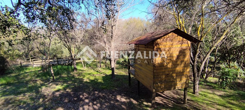 Parcela De 5.252 Mt2 Con Cabaña Urbanizada De 61mt2