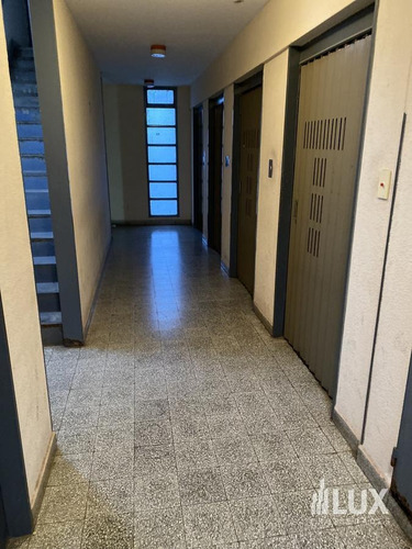 Imagen 15 de 26 de Venta Departamento Loft Divido Colon 1200 Piso Alto - Barrio Martin - Rosario