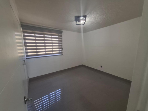 Casa Sola En Venta En Izcalli Ecatepec, Ecatepec De Morelos, México