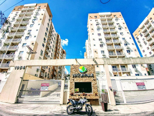 Apartamento Com Varanda, Sol Da Manhã, 2 Dormitórios, Armários À Venda, 58 M² Por R$ 210.000 - Centro - São Gonçalo/rj - Ap46381