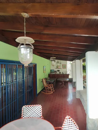 Prado Del Este (fm)