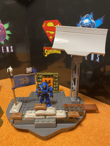Megabloks Mega Construx Halo Battle Stage (9) (Usado)