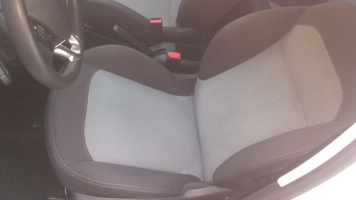 Peugeot 208 1.5 Allure Touchscreen 2014