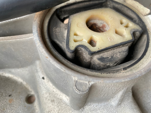 Puente Delantero Passat 2.0t 2009 2010 11 12 2017 7n0199369a (Usado)