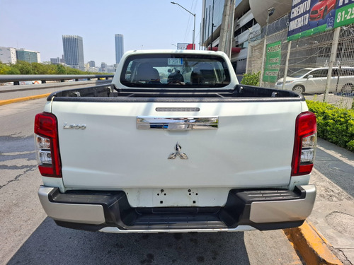 Mitsubishi L200 2.5 Di-d Cabina Doble 4x4 Mt