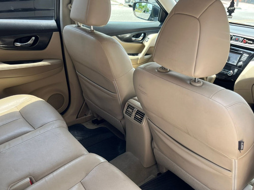 Nissan X-Trail 2.5 Exclusive 2 Row Cvt