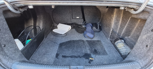 Volkswagen Vento 2.5 Luxury