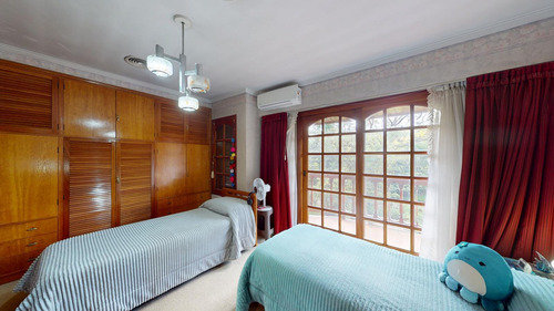 Casa En Venta Sobre Calle Bradley - Ciudad Jardín- Zelaschi Propiedades
