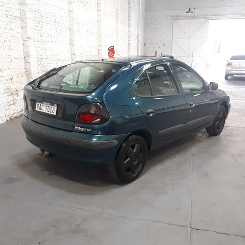 Renault Megane 1998 1.6 Rt