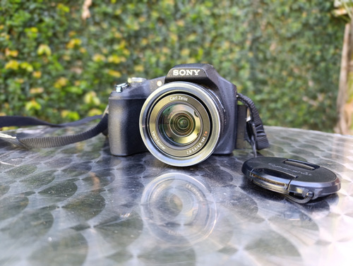 Camara Semi Réflex Sony. Usada Como Nueva. Funciona Perfecta Negro (Usado)