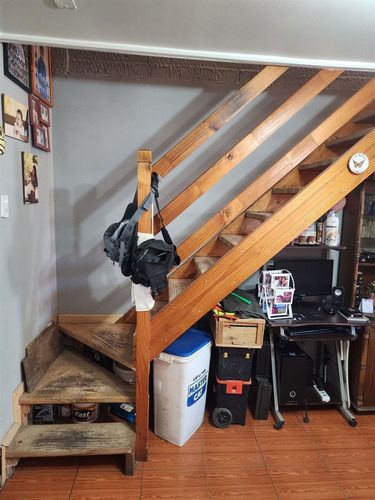 Casa En Venta De 2 Dorm. En Molina