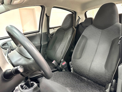 Peugeot 107 1.0 Full