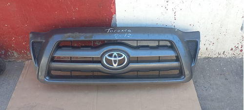 Parrilla Toyota Tacoma 2008-2012 Usada Original