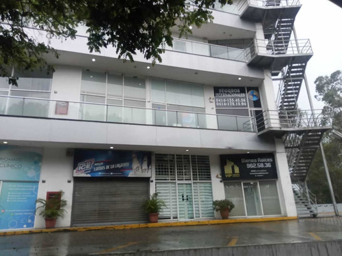 Imagen 11 de 14 de Oficina En Venta Cc Lomas De La Lagunita El Hatillo
