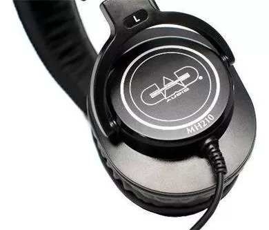 Auriculares de estudio cerrados CAD MH210W Blancos - Kemuel Música