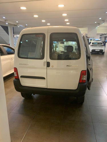 Imagen 11 de 25 de Peugeot Partnert Confort 1.6 2023 3-