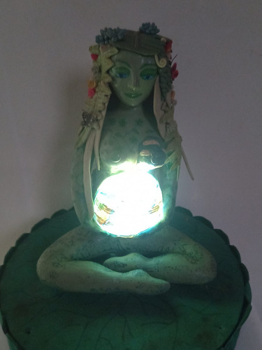 Abajur Deusa Gaia Luminária Acende Barriga Anos 90 Biscuit