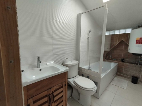 En Arriendo Centrica Casa (85830)