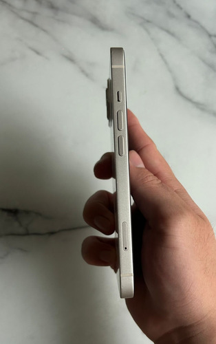 Apple Iphone 13 (128 Gb) - Blanco Estelar Liberado Blanco