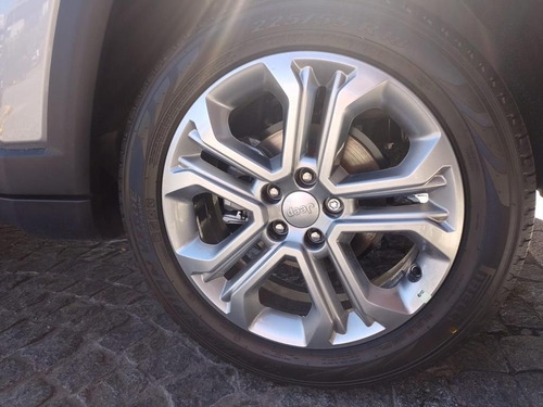 Imagen 13 de 16 de Jeep Compass 1.3 T270 Longitude Plus At6 4x2