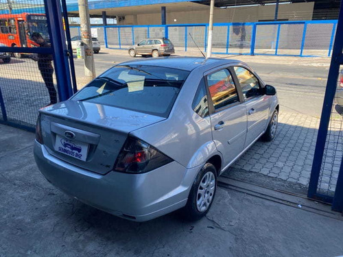 Imagem 3 de 12 de Ford Fiesta Sedan1.6flex 2014