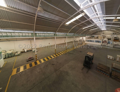 Imagen 26 de 30 de Galpón Comercial En Venta En Zona Industrial 2 Barquisimeto Lara ++23-14465 */ M.c T. N° +0-4-2-4- 5.5.6. 5.7. 5.9 *--**