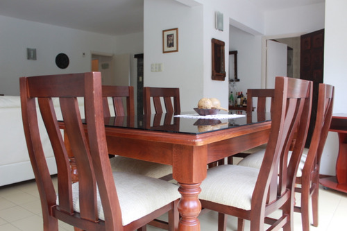 Casa En Venta De 4 Dormitorios C/ Cochera En Punta Del Este