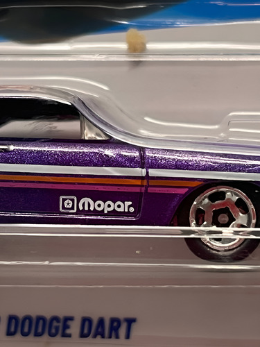 Hot Wheels 68 Dodge Dart 1:64 Coleccionable 2024 Violeta Oscuro