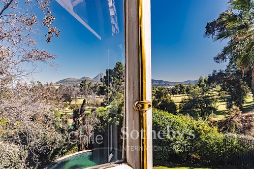 Casa En Venta De 8 Dorm. En Lo Barnechea