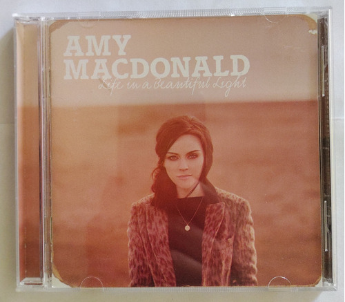 Amy Macdonald - Life In A Beautiful Light