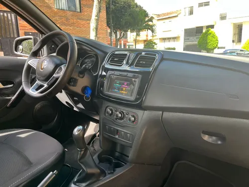 Renault Logan 1.6 life + mecanico