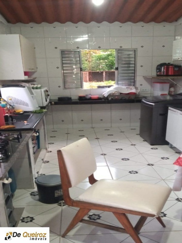 Imagem 7 de 10 de Chacara Em Mongaguá, Lado Morro, Semi Acabado, Murado, 02 Dormitórios, 01 Banheiro, Sala, Cozinha, Garagem, Área De Serviço. - 6210 - 69266768