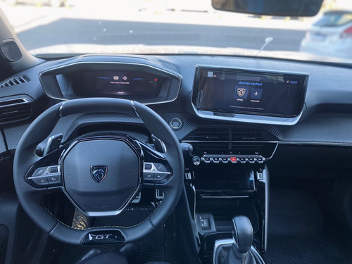 Peugeot 2008 1.0T Gt