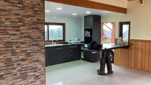 Casa Nueva De 3d-2b En El Condominio Country Pucón